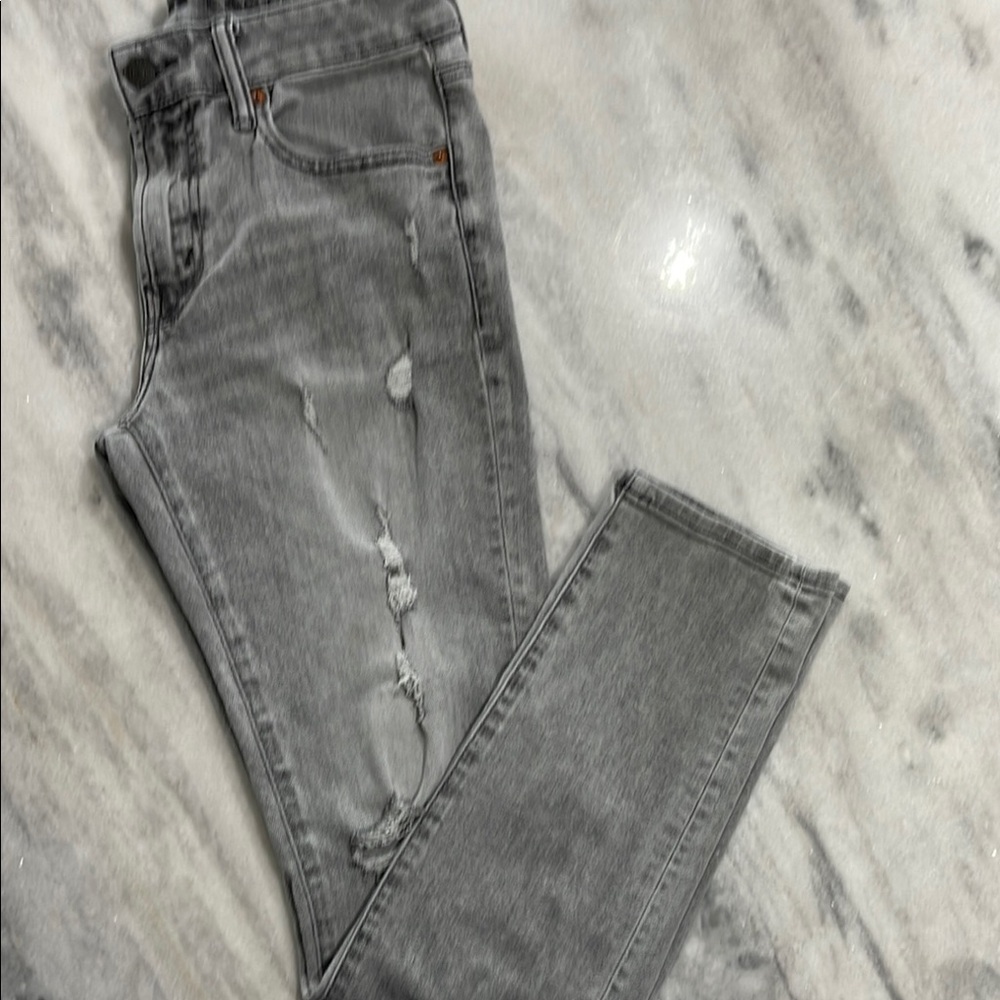 American Eagle Outfitters Gray Skinny Jeans with Distressed Details